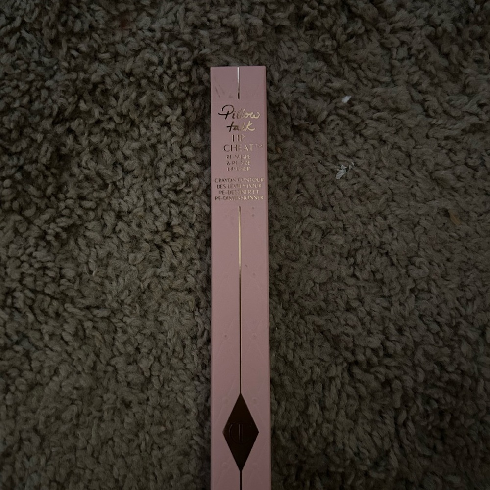 Charlotte Tilbury Pillow Talk Lip Liner in Pink Box $30